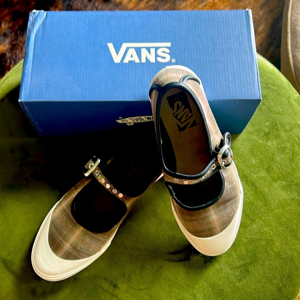 Mary Jane Plaid Van Sneakers!